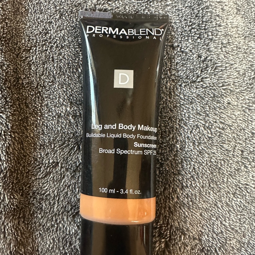 Dermablend Tan Foundation Liquid Makeup
Tan Golden 65N
